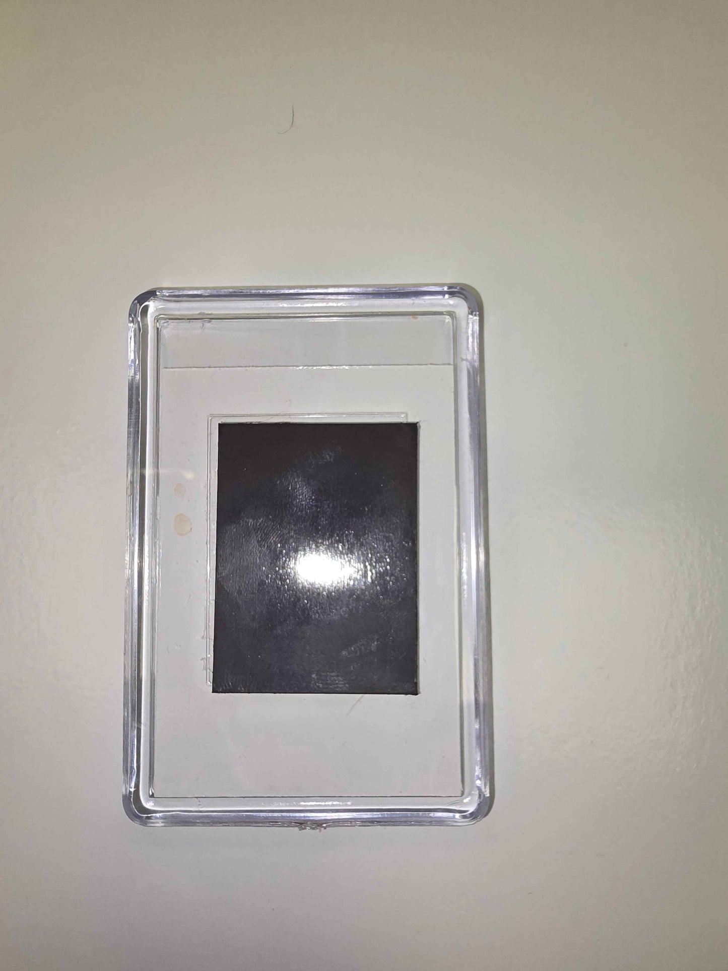 Support photo magnet