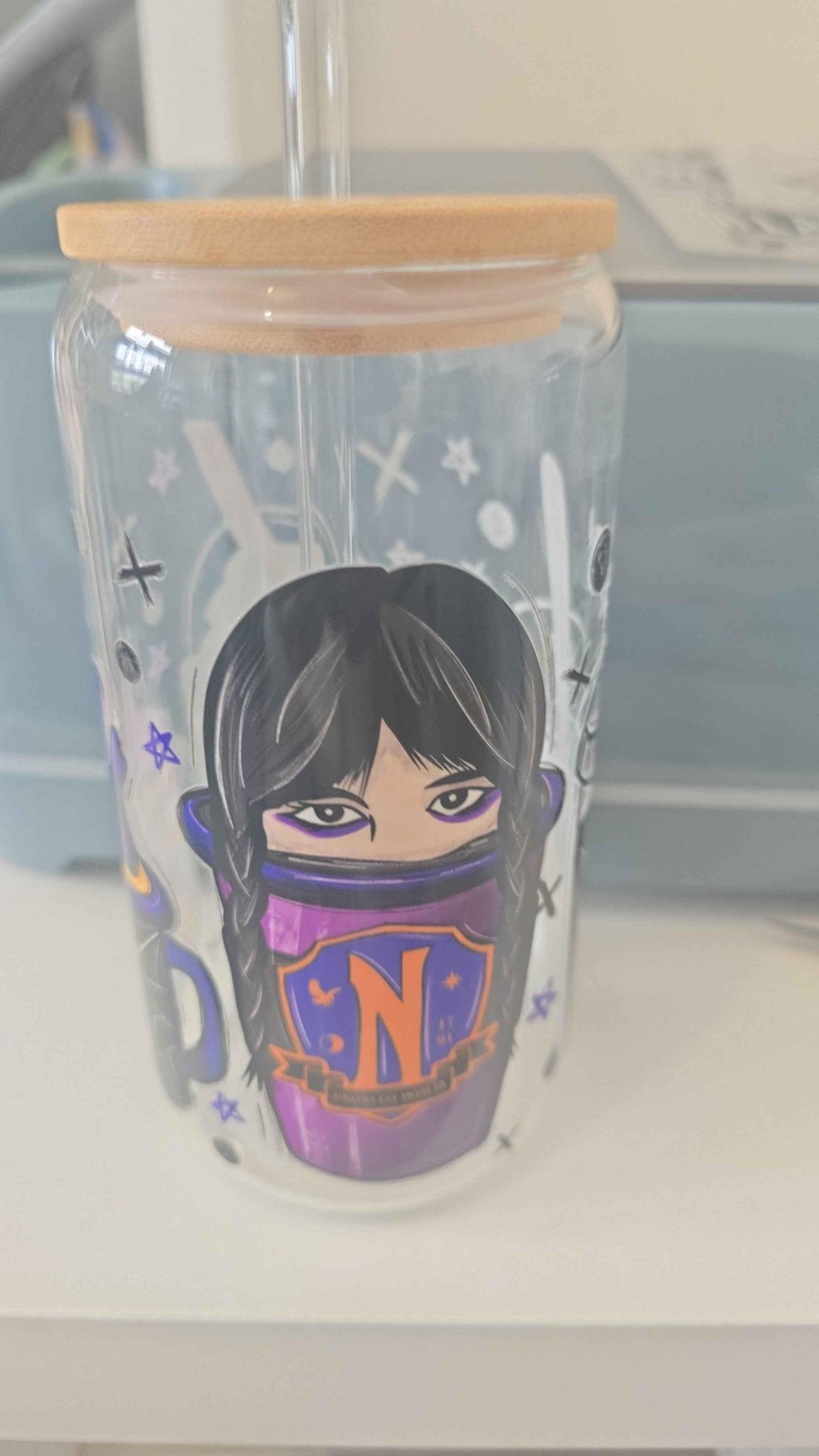 Verre avec paille thème mercredi - Idéal pour vos célébrations